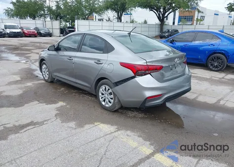 2022 Hyundai Accent Se z USA, uszkodzony, nr VIN 3KPC24A60NE162016